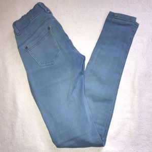 Cute Blue Mid Rised Jeans